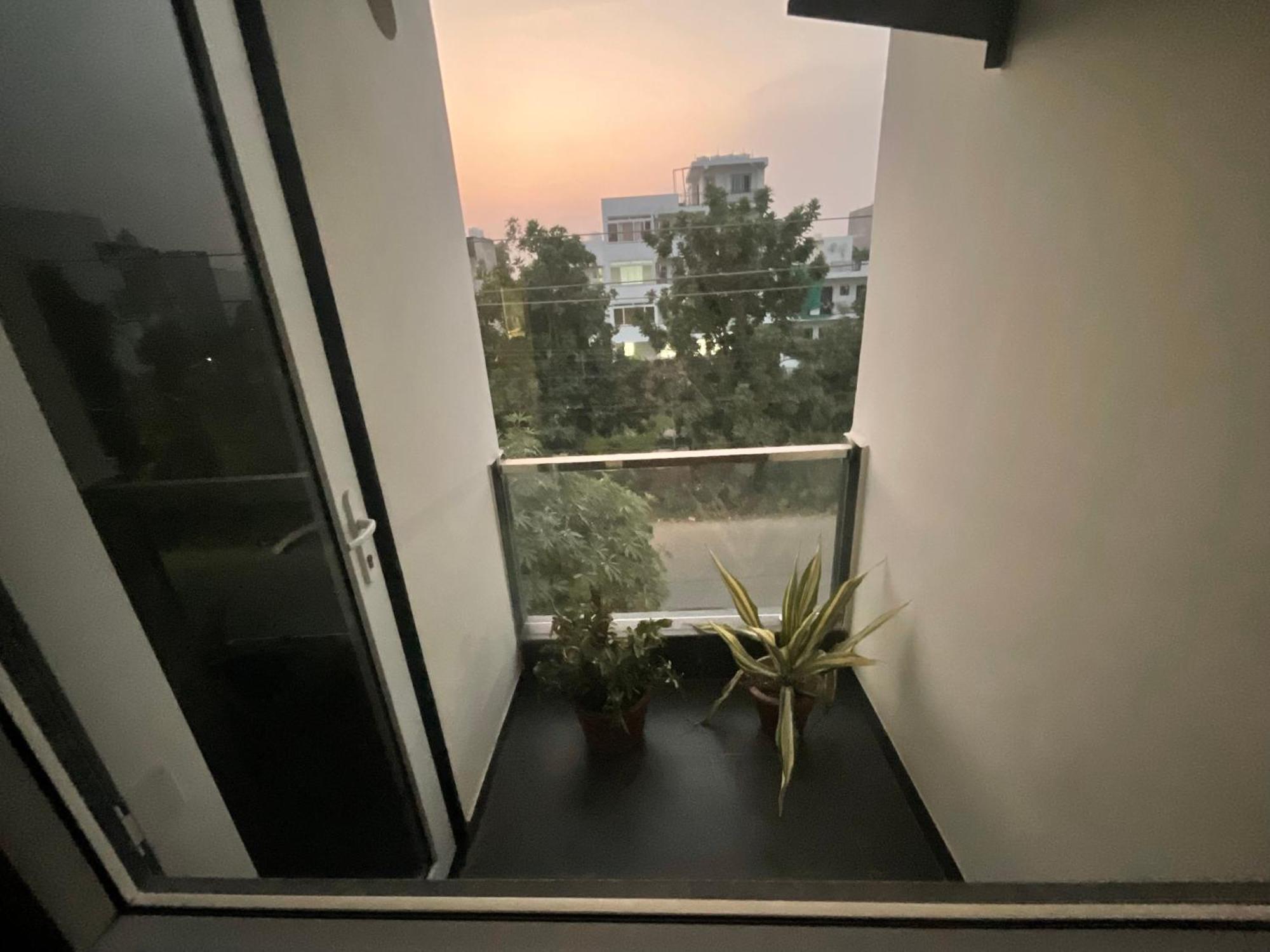 Downtown Studios Gurgaon Eksteriør bilde